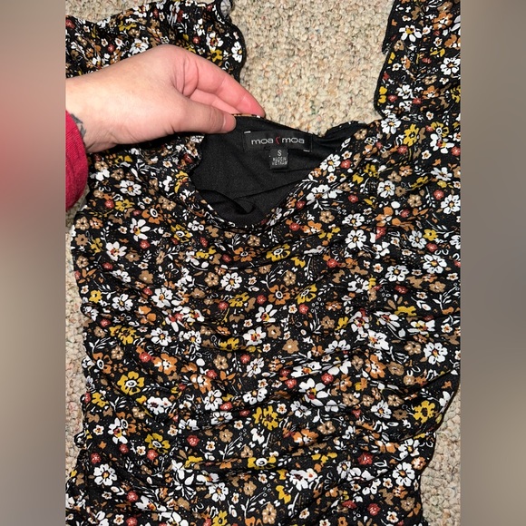 Top - Picture 3 of 5